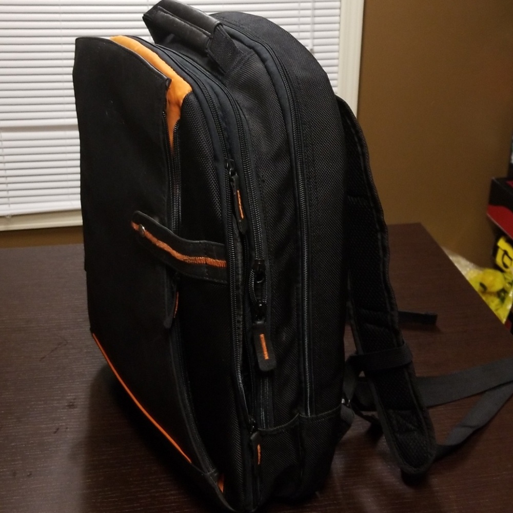 Etec computer travel back pack
